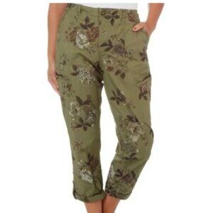 Democracy Flex-ellent Floral Camo Olive Cotton Cropped Cargo Pants, size 8